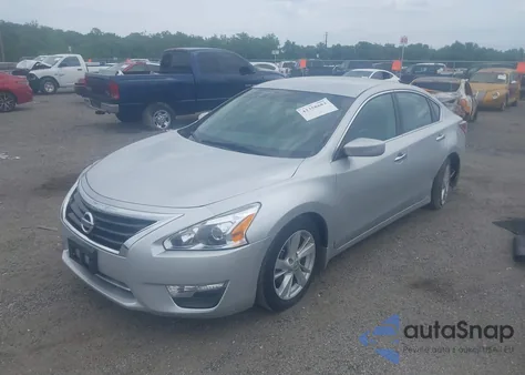 2013 Nissan Altima 2.5 Sv z USA, uszkodzony, nr VIN 1N4AL3AP0DC129570